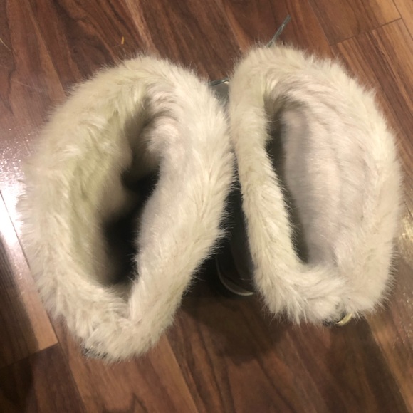 Women’s Tall Winter Boots - Size 7 - Grey - Picture 7 of 7